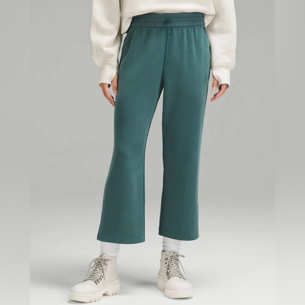 Lululemon Softstreme High-Rise Straight Leg Crop Storm Teal size 2